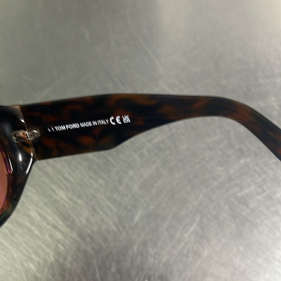 Sunglasses Tom ford. - Picture 9 of 10